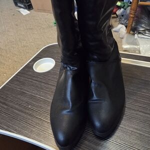 Classic Black Knee-High Heeled Boots